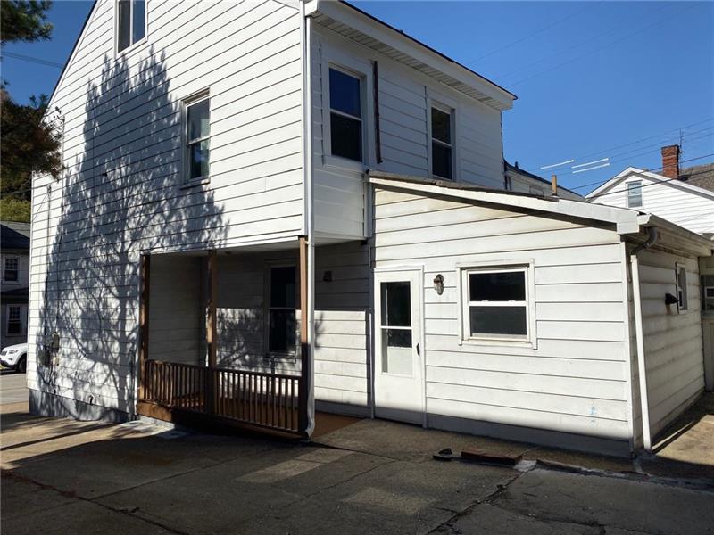 652 Evergreen Road Pittsburgh, PA 15209 - Photo 10 of 21 side entrance from driveway
