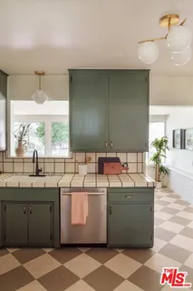 $1,595,000 | 271 East Loma Alta Drive, Altadena, CA 91001