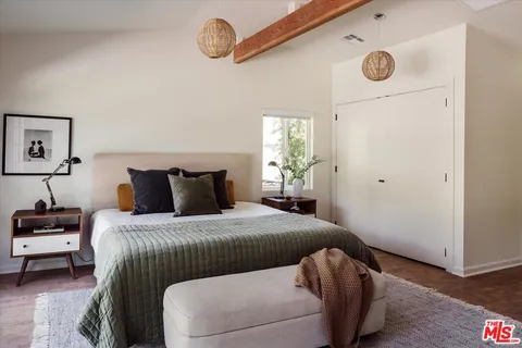 $1,595,000 | 271 East Loma Alta Drive, Altadena, CA 91001