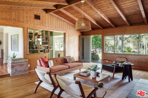 $1,595,000 | 271 East Loma Alta Drive, Altadena, CA 91001