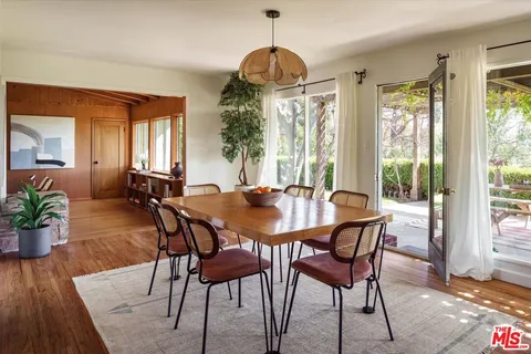 $1,595,000 | 271 East Loma Alta Drive, Altadena, CA 91001