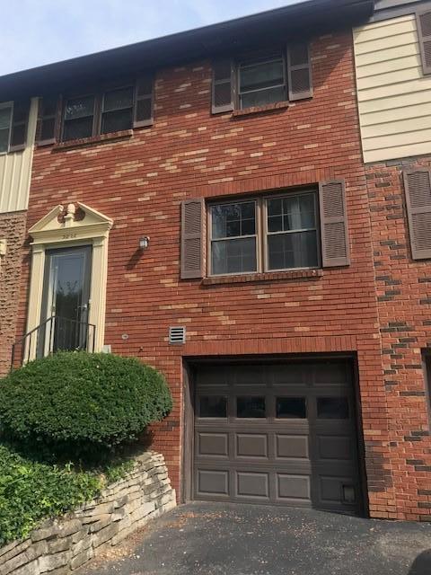 2836 Petzinger Road, Unit 67 Columbus, OH 43209 - Photo 2 of 18 Gallery Image 2