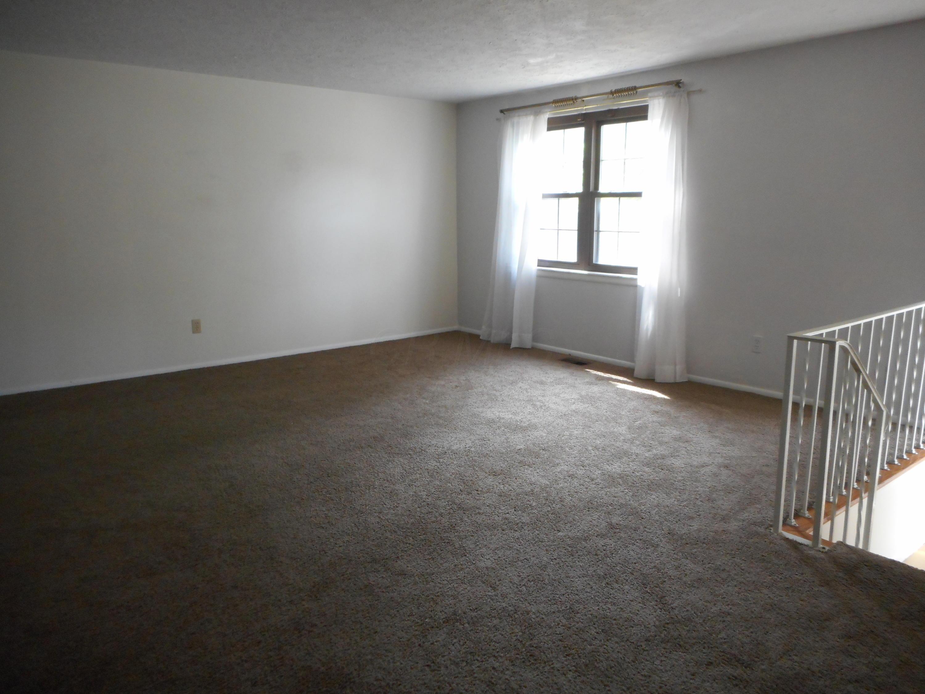 2836 Petzinger Road, Unit 67 Columbus, OH 43209 - Photo 3 of 18 Gallery Image 3