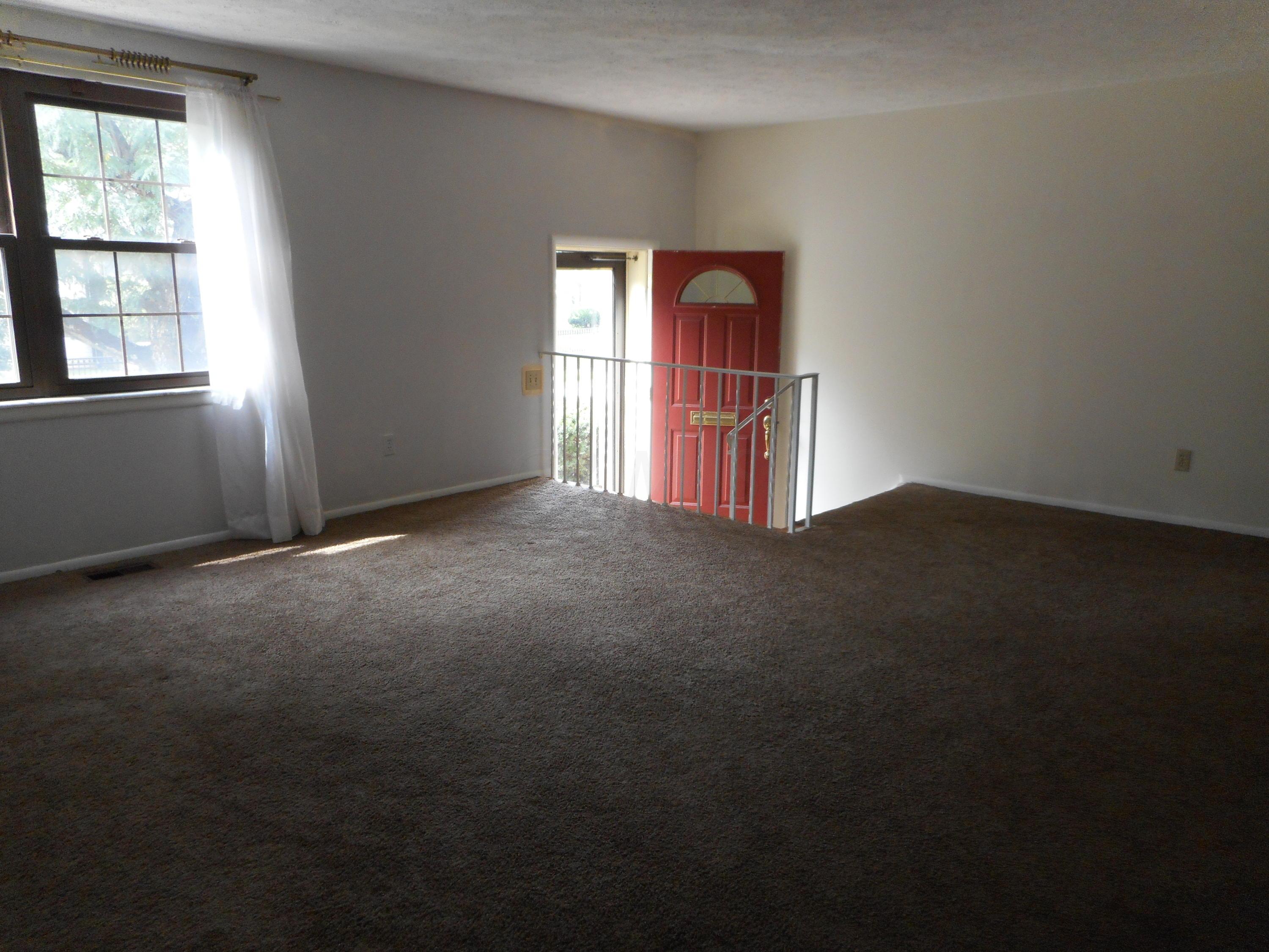 2836 Petzinger Road, Unit 67 Columbus, OH 43209 - Photo 5 of 18 Gallery Image 5