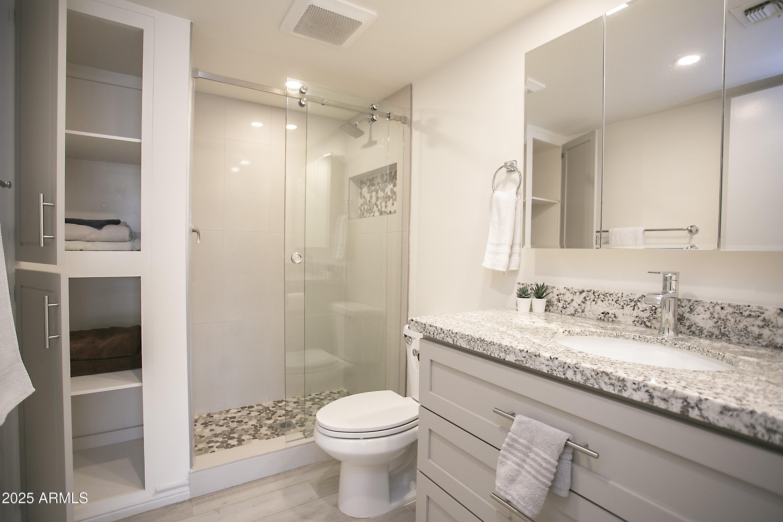 7920 East Camelback Road, Unit 203 Scottsdale, AZ 85251 - Photo 16 of 37 8 (16)