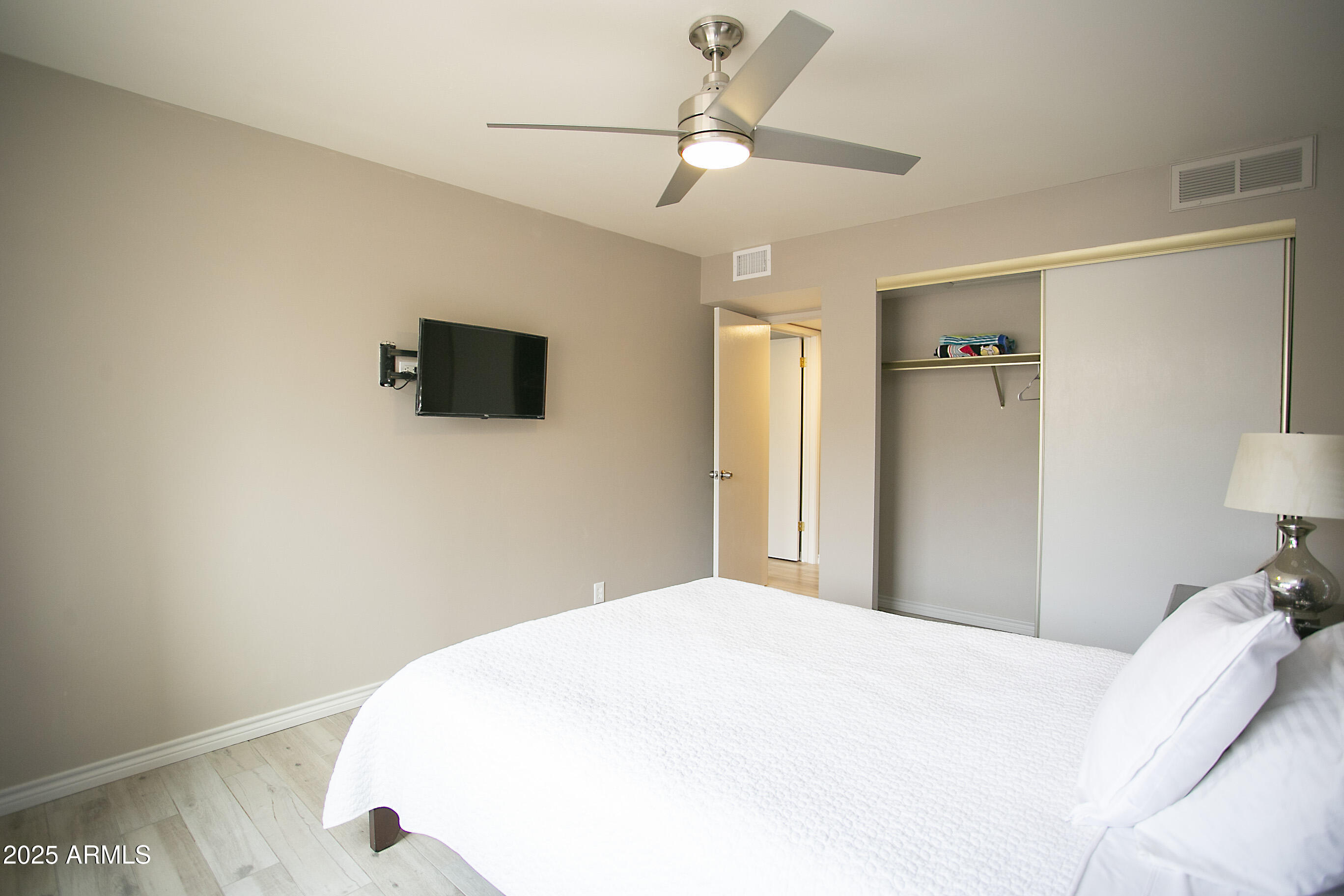 7920 East Camelback Road, Unit 203 Scottsdale, AZ 85251 - Photo 20 of 37 12 (19)