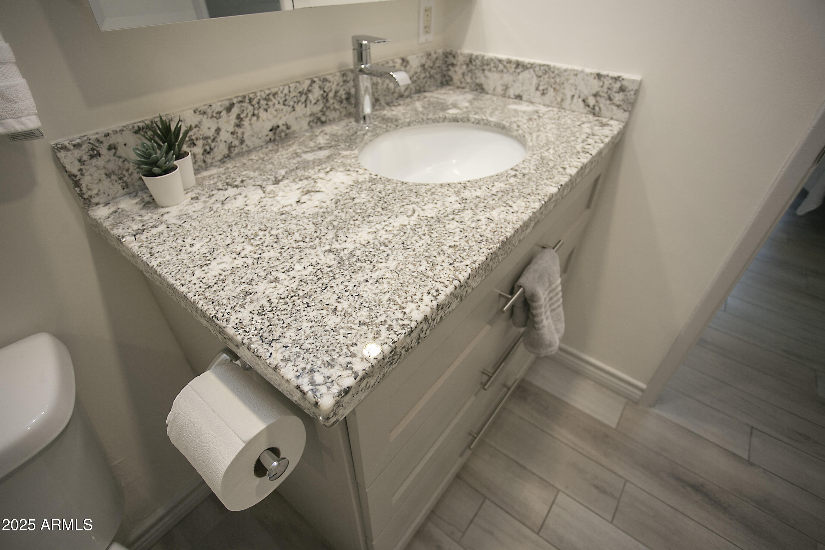 7920 East Camelback Road, Unit 203 Scottsdale, AZ 85251 - Photo 22 of 37 9 (23)