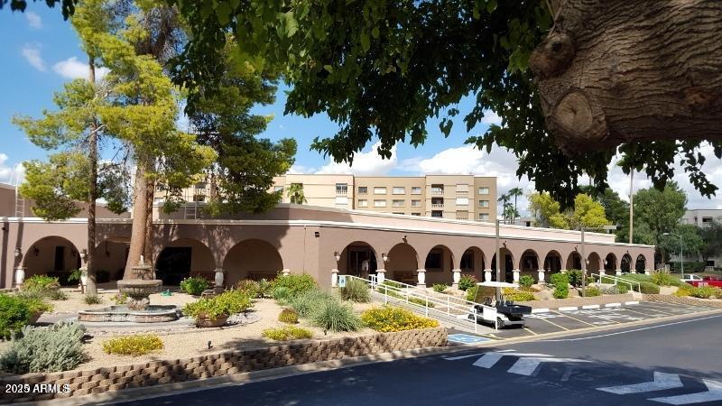 7920 East Camelback Road, Unit 203 Scottsdale, AZ 85251 - Photo 28 of 37 shadows community center