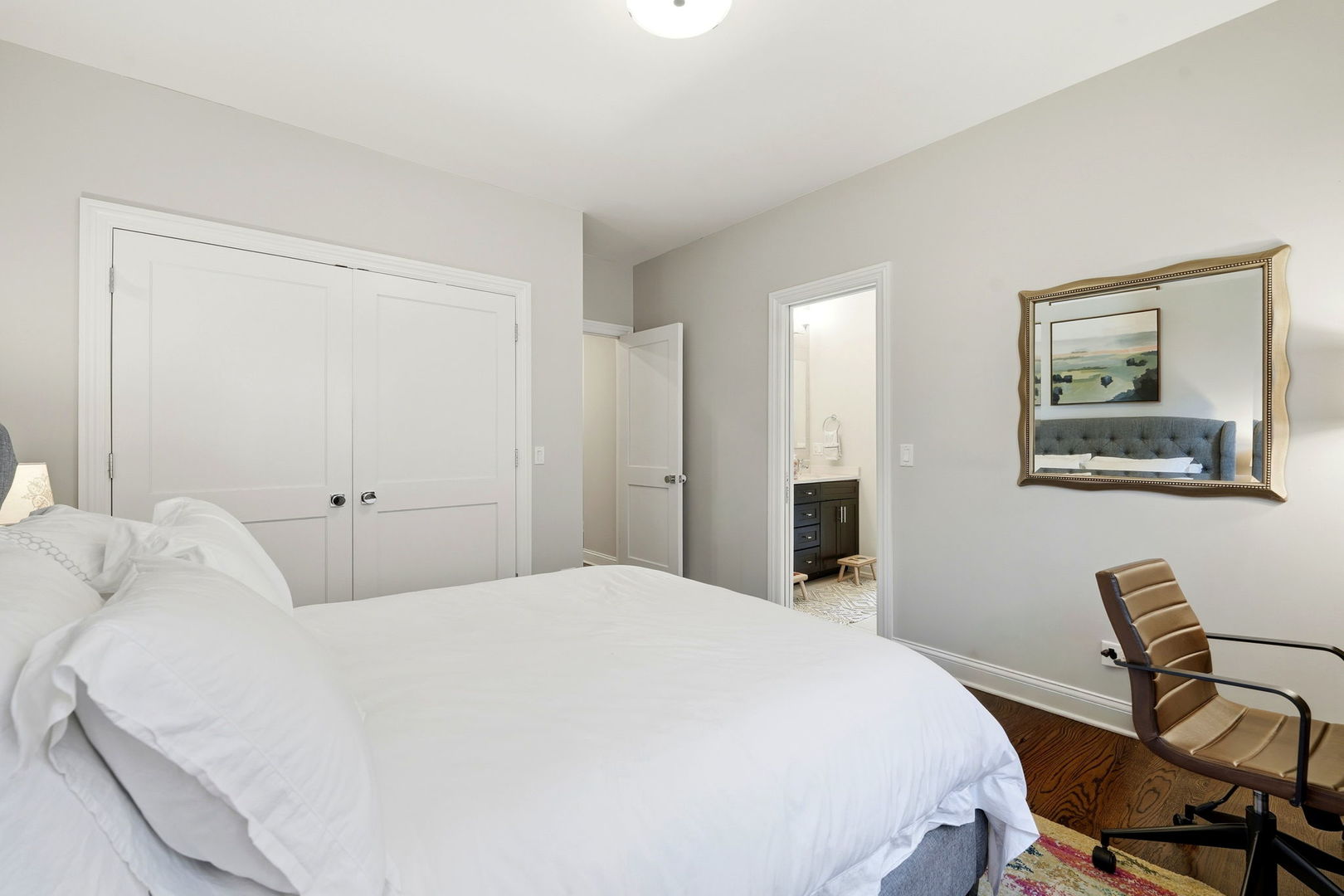 843 West Fletcher Street, Unit 3W Chicago, IL 60657 - Photo 27 of 45 a bedroom with a bed and a chair