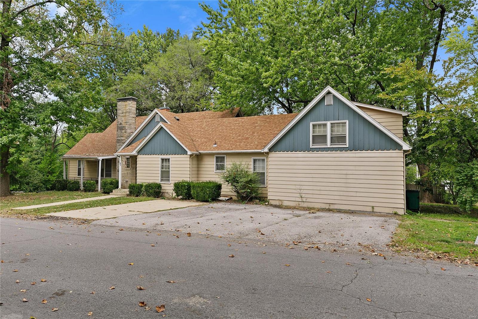 121 Merrill Street Lebanon, IL 62254 - Photo 2 of 52 Gallery Image 2