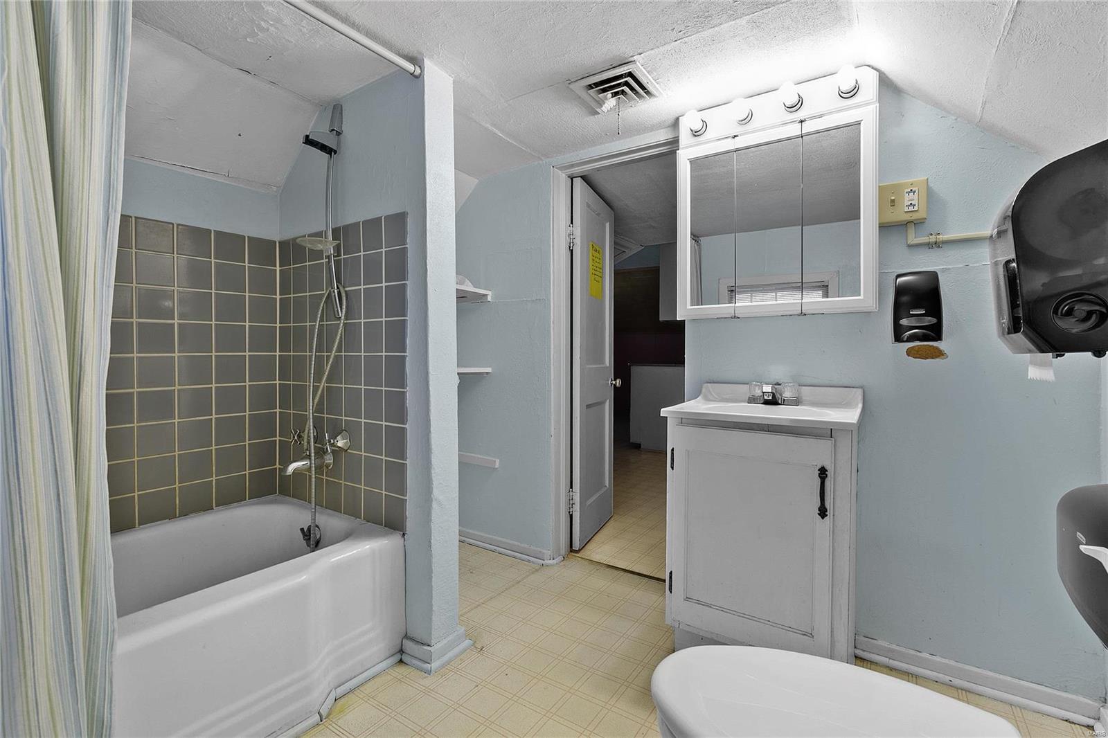 121 Merrill Street Lebanon, IL 62254 - Photo 27 of 52 Gallery Image 27