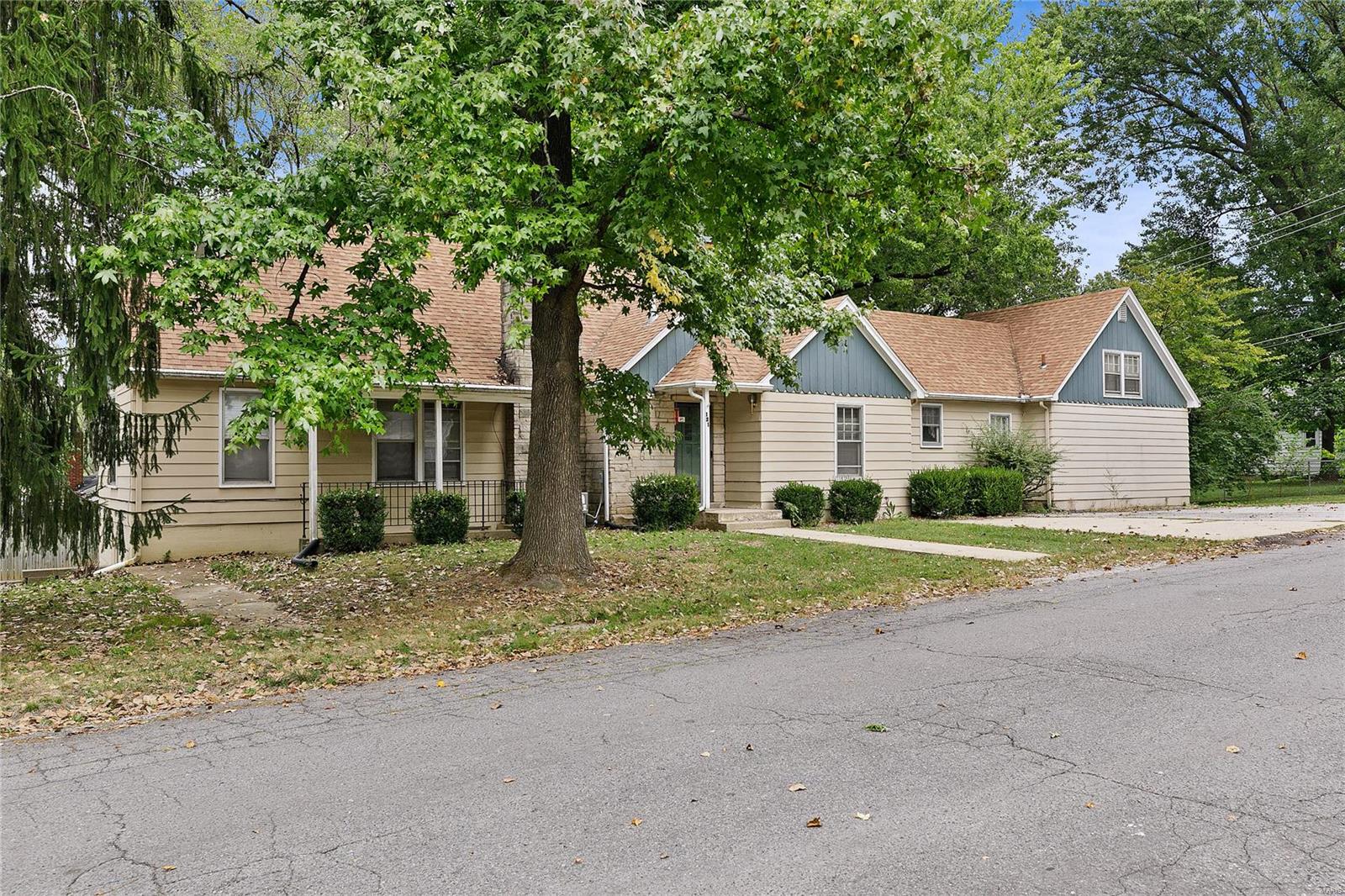 121 Merrill Street Lebanon, IL 62254 - Photo 51 of 52 Gallery Image 51
