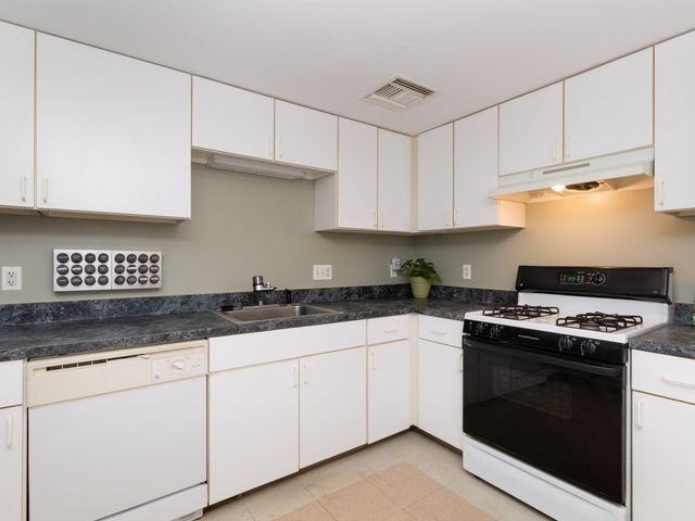 $612,339 | 993 Tremont Street, Unit 4, Boston, MA 02120