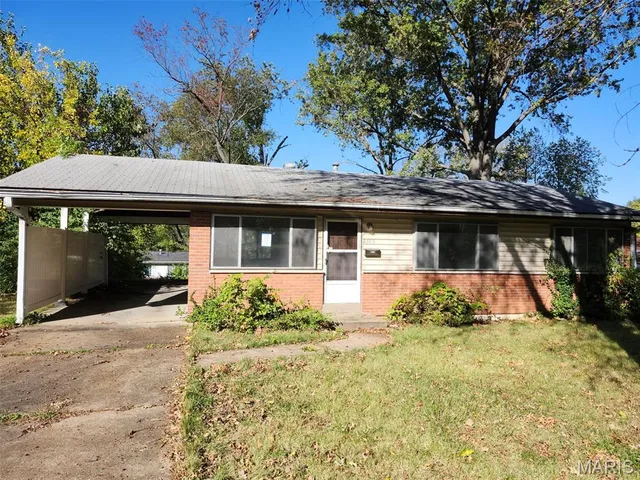 $123,000 | 2505 St Catherine Street, Florissant, MO 63033