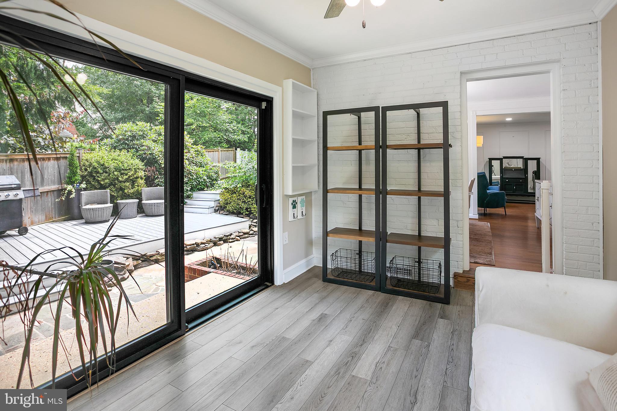 5 Spring Hill Court Chevy Chase, MD 20815 - Photo 11 of 50 a view of a interior of the house
