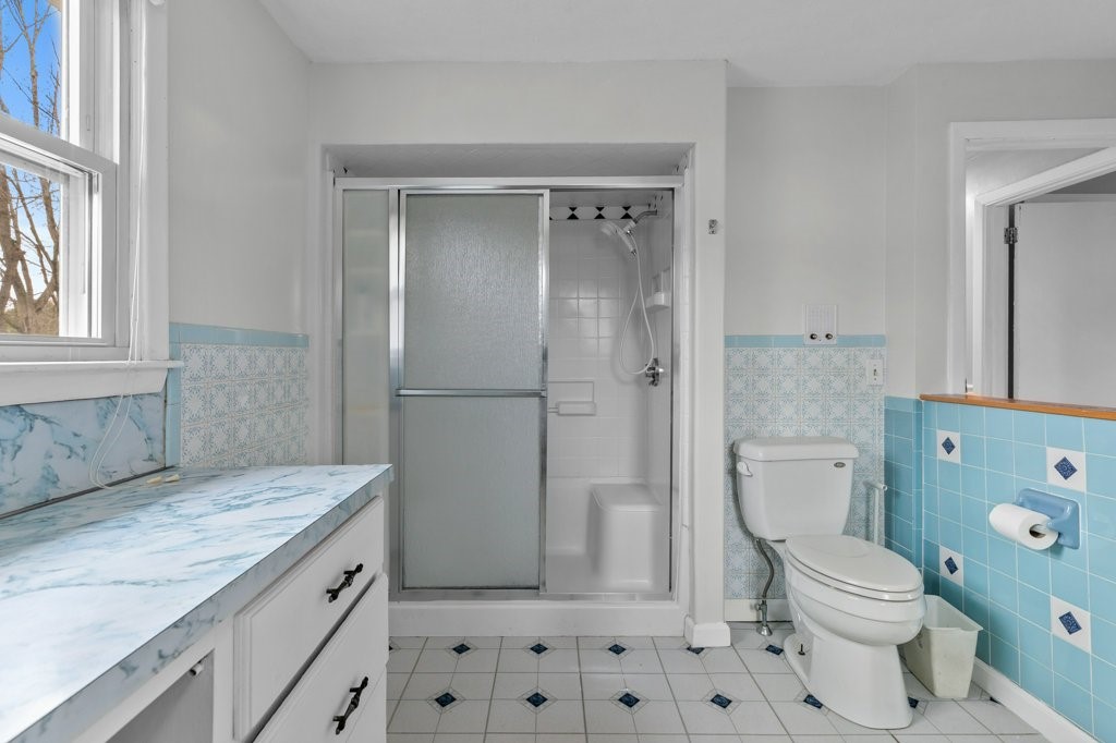 28 Blackrock Road Coventry, RI 02816 - Photo 16 of 34