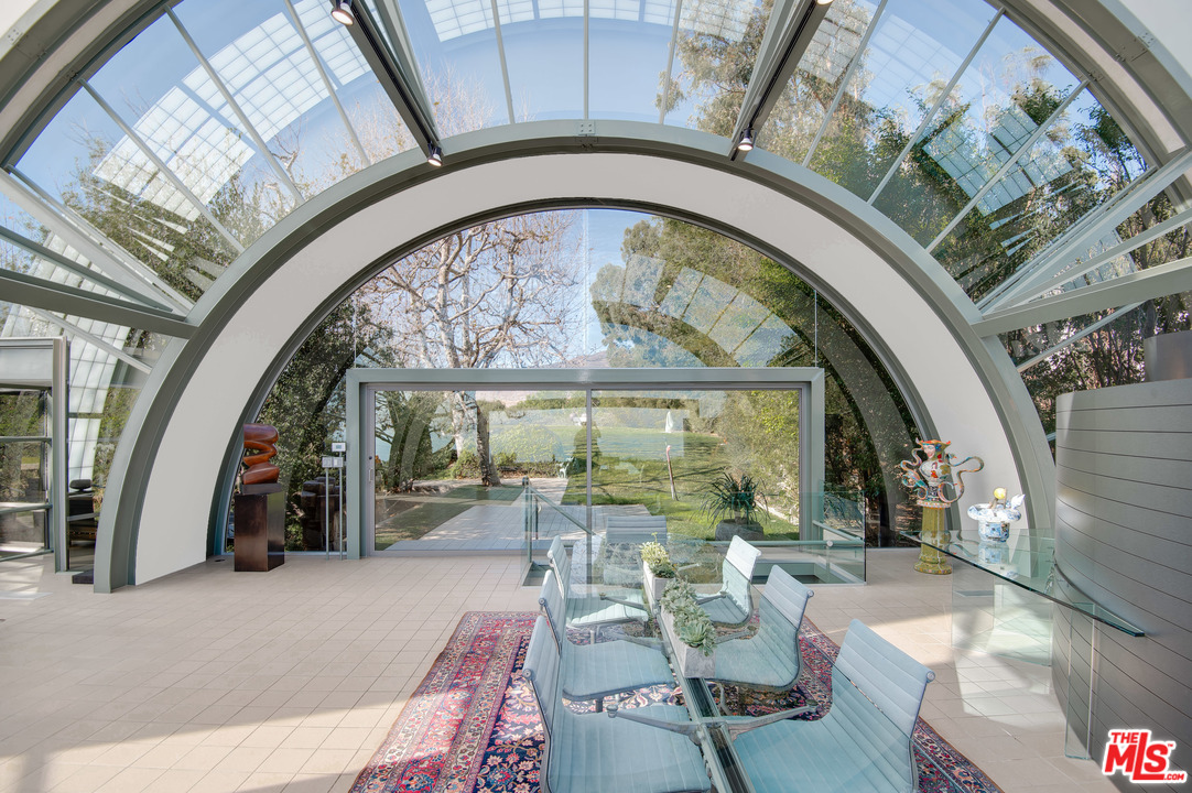 27929 Winding Way Malibu, CA 90265 - Photo 11 of 53