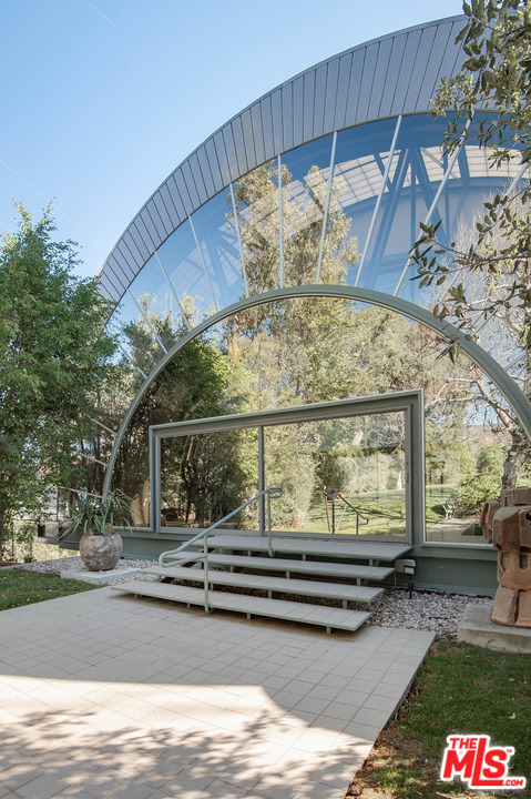 27929 Winding Way Malibu, CA 90265 - Photo 16 of 53