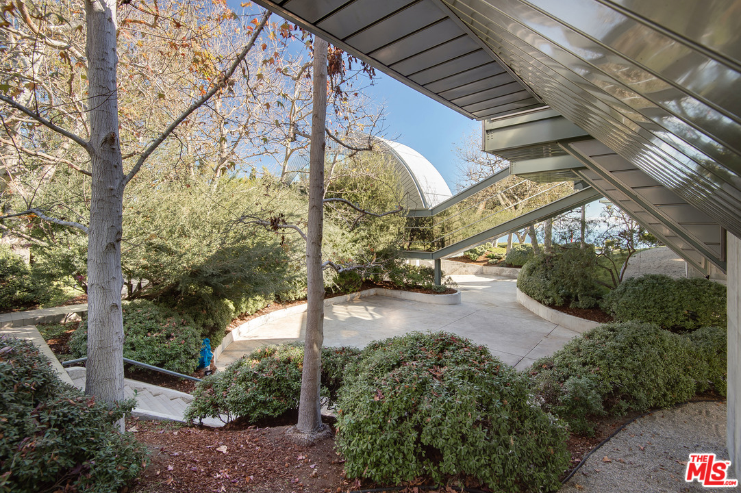 27929 Winding Way Malibu, CA 90265 - Photo 20 of 53