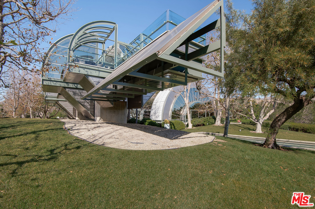 27929 Winding Way Malibu, CA 90265 - Photo 28 of 53