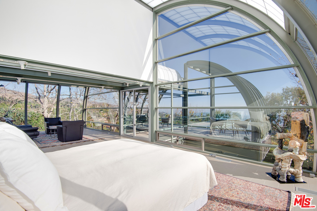 27929 Winding Way Malibu, CA 90265 - Photo 30 of 53