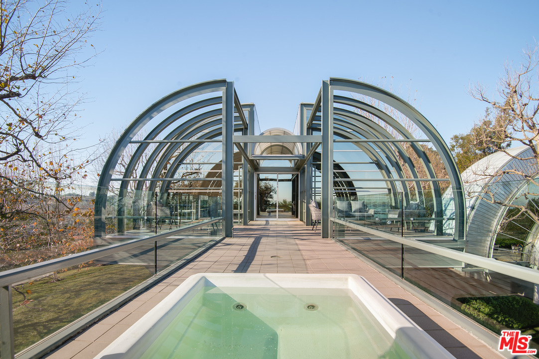 27929 Winding Way Malibu, CA 90265 - Photo 34 of 53