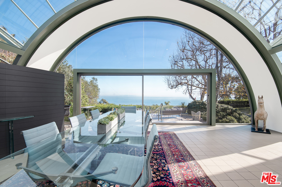 27929 Winding Way Malibu, CA 90265 - Photo 10 of 53