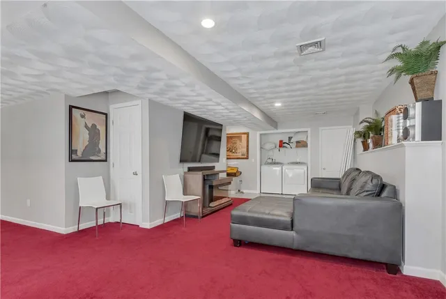 $500,000 | 414 Rhode Island Avenue, Woonsocket, RI 02895