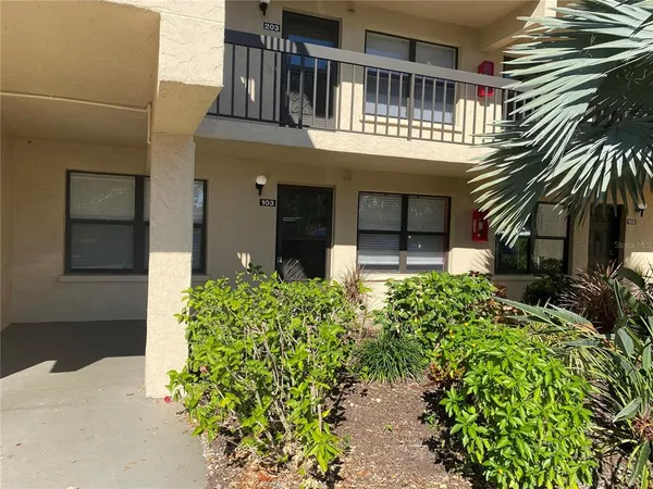 $137,500 | 435 30th Avenue West, Unit D103, Bradenton, FL 34205