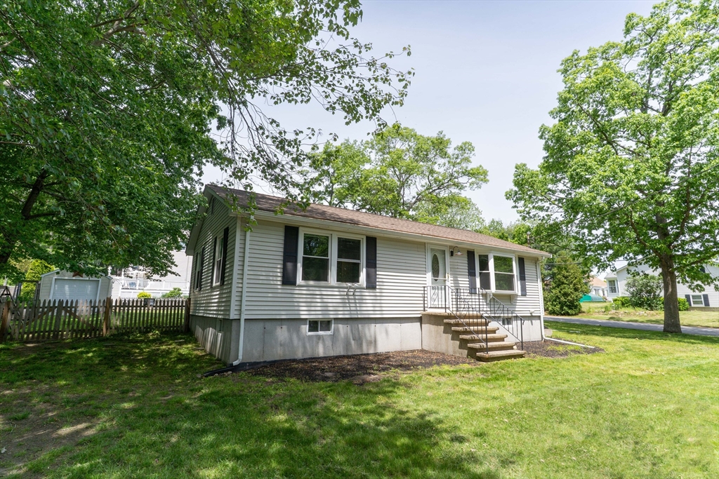 70 McDonald Road Wilmington, MA 01887 - Photo 2 of 27