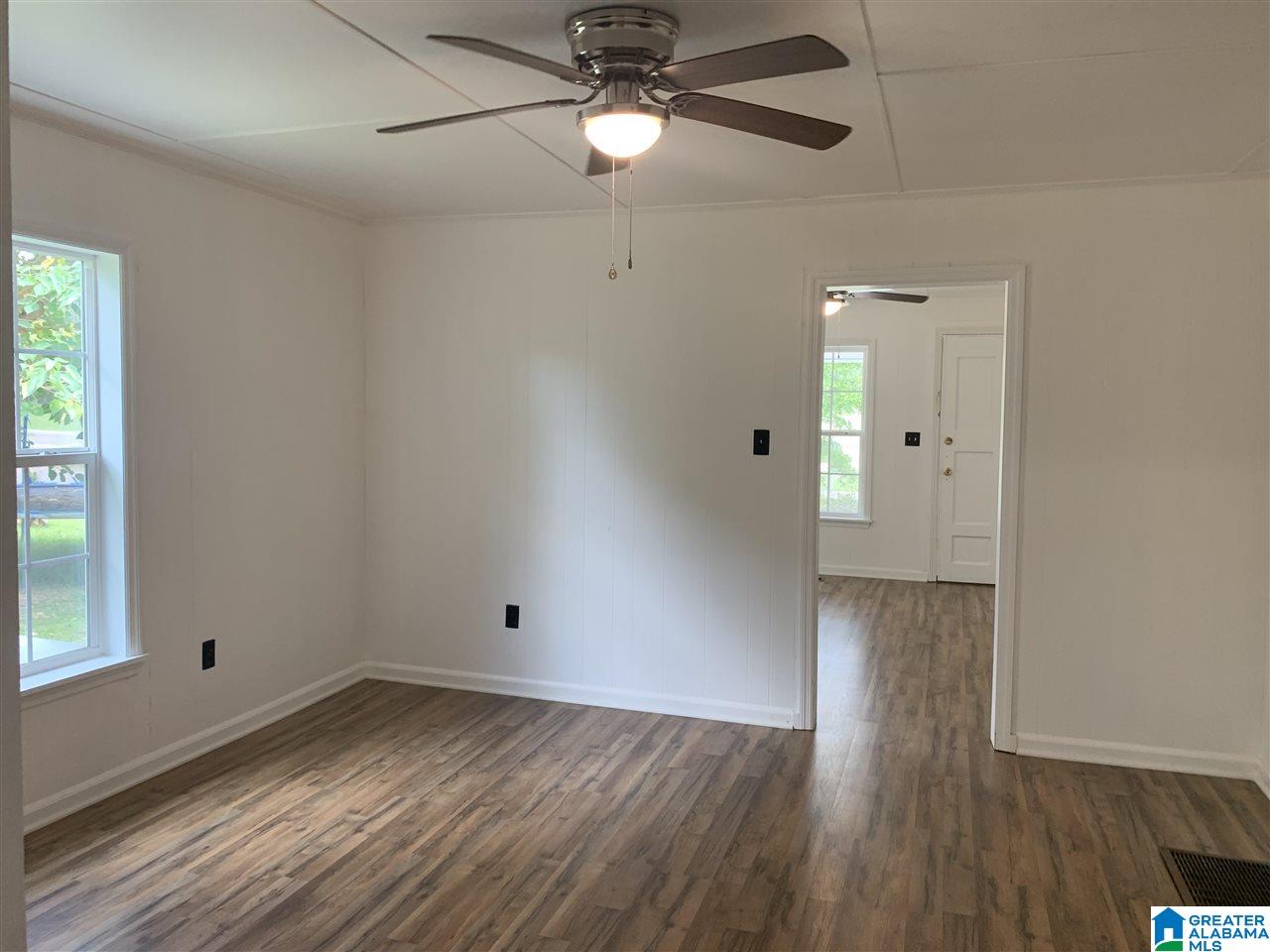 1403 Southwest Stadium Drive Alabaster, AL 35007 - Photo 5 of 19
