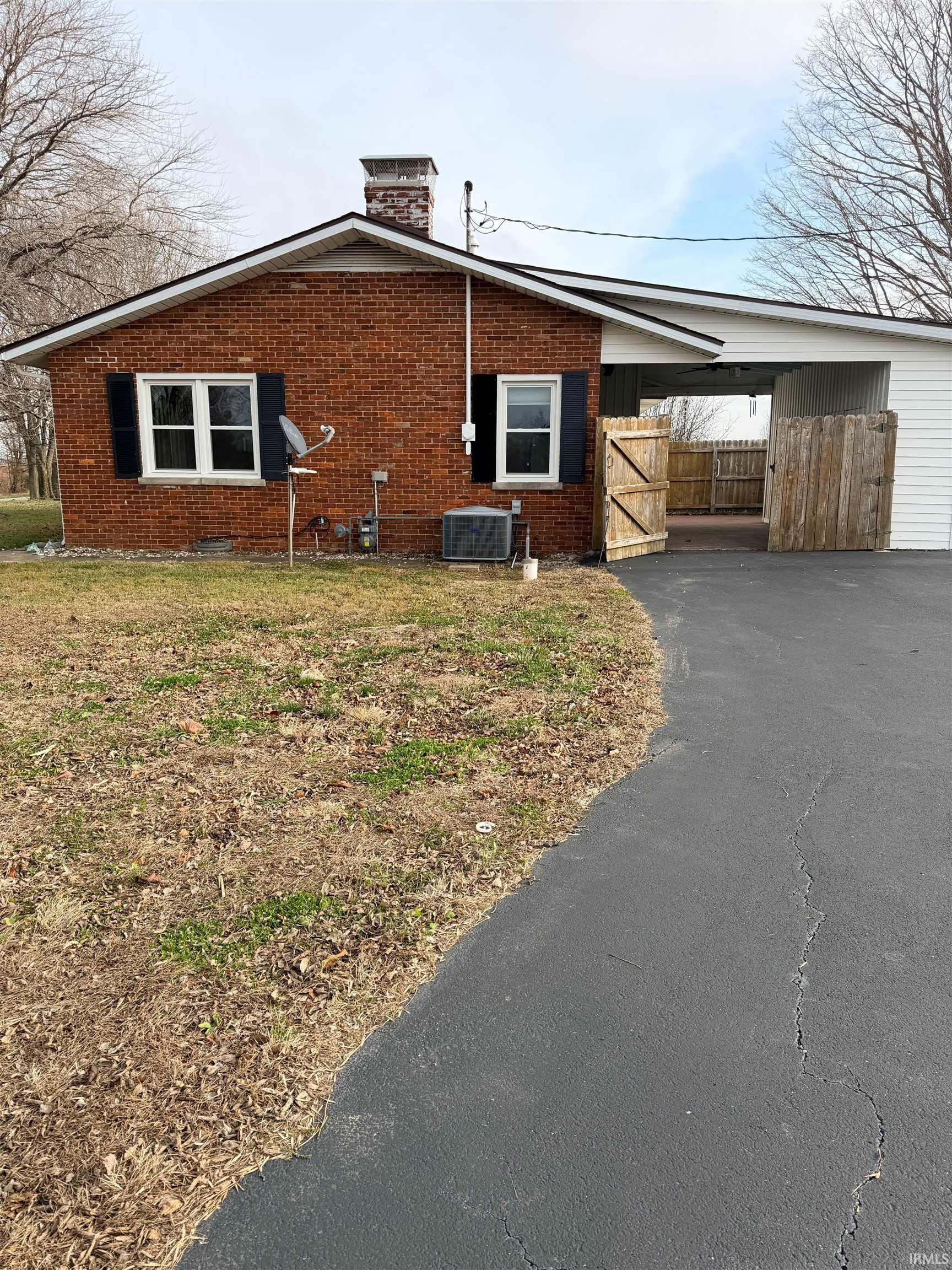 7725 Shireman Road Poseyville, IN 47633 - Photo 7 of 29