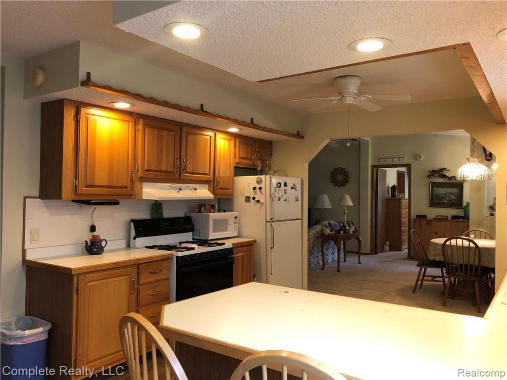 12404 Lake Road Montrose, MI 48457 - Photo 17 of 33 2018-08-11 18.05