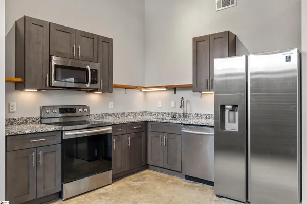 $335,000 | 806 Green Avenue, Unit 102, Greenville, SC 29605