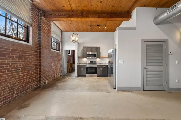 $335,000 | 806 Green Avenue, Unit 102, Greenville, SC 29605