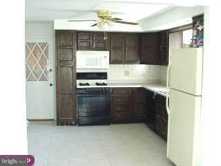110 Maple Road Wallingford, PA 19086 - Photo 3 of 5