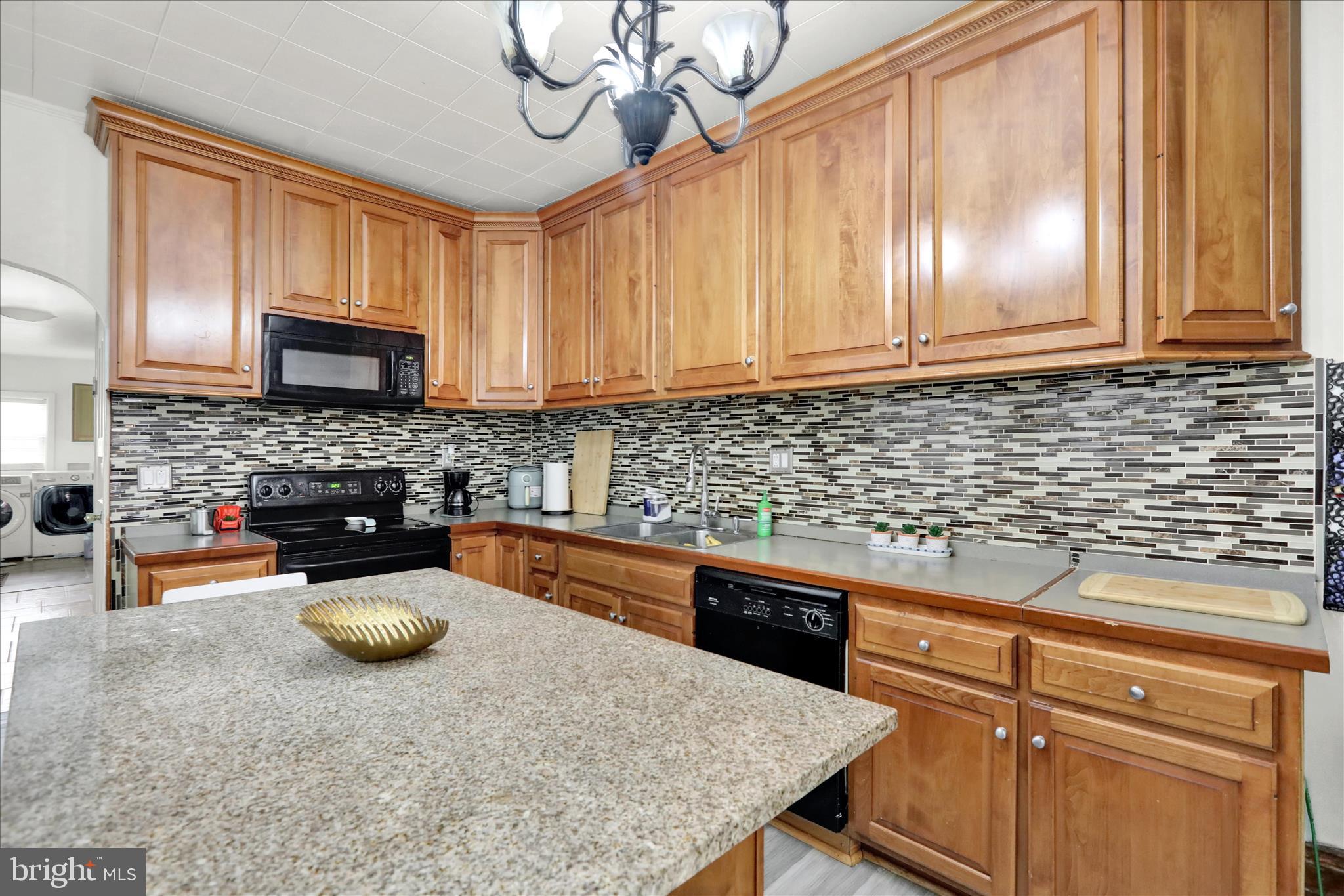 820 North 2nd Street Reading, PA 19601 - Photo 8 of 30 360_7380