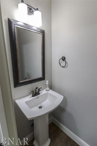 2702 Shepard Road Normal, IL 61761 - Photo 9 of 27