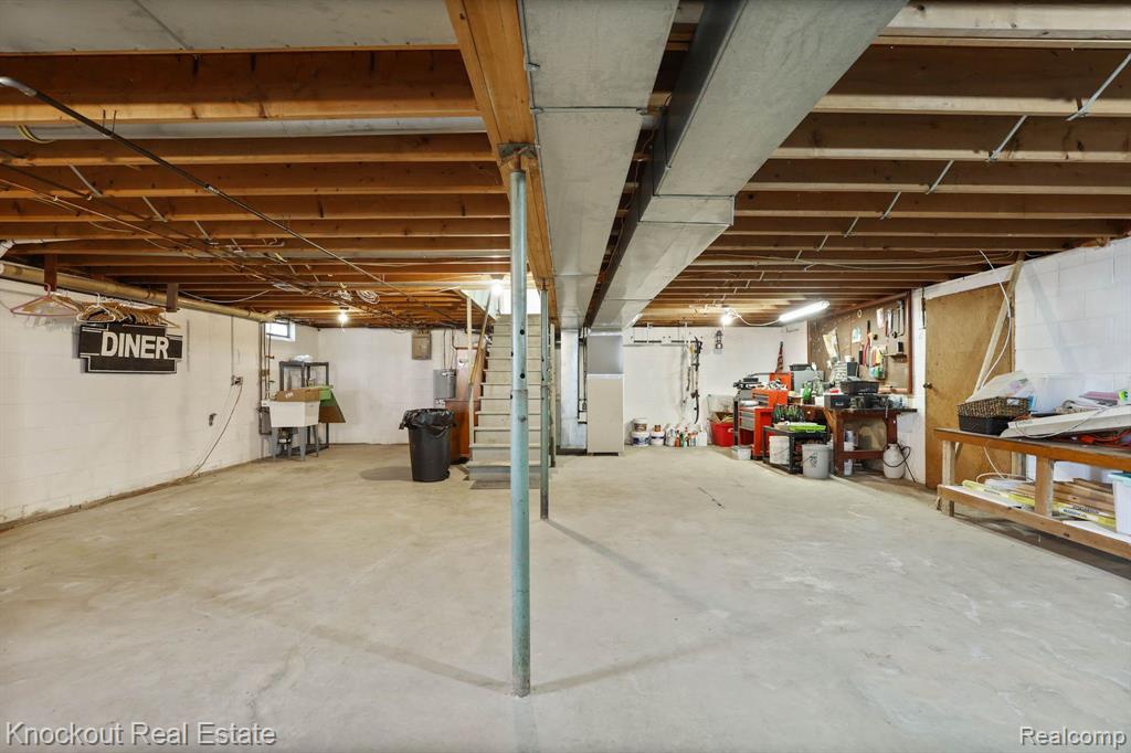10863 Canada Road Birch Run, MI 48415 - Photo 30 of 63