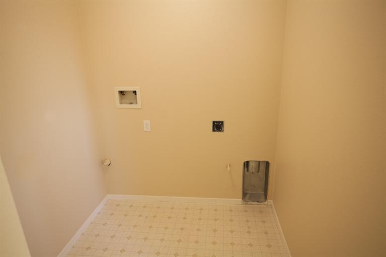 19853 Olympia Road Madera, CA 93638 - Photo 12 of 14 Gallery Image 12