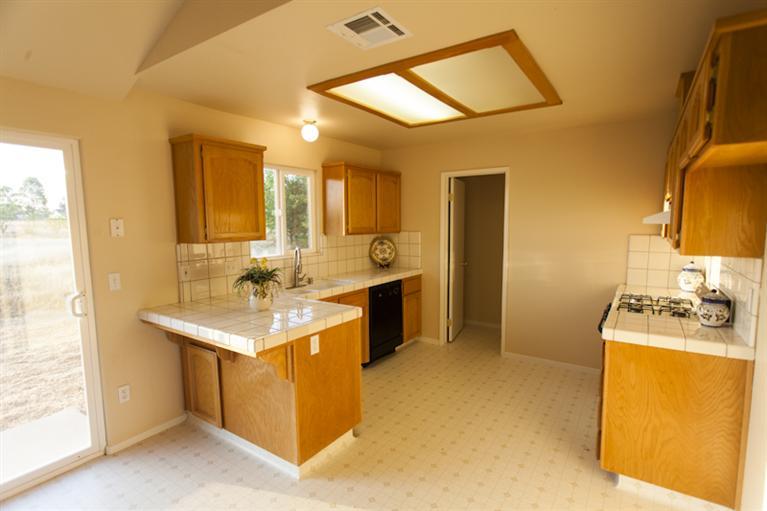 19853 Olympia Road Madera, CA 93638 - Photo 3 of 14 Gallery Image 3