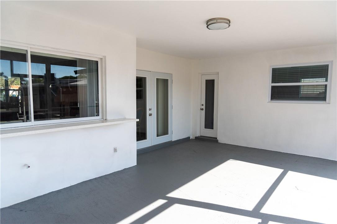 5104 West Park Road Hollywood, FL 33021 - Photo 35 of 37 a view of an empty room with a window