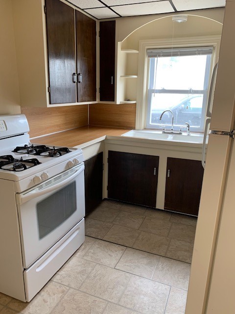 91 Sterling Street Pawtucket, RI 02860 - Photo 23 of 34 1st right kitchen