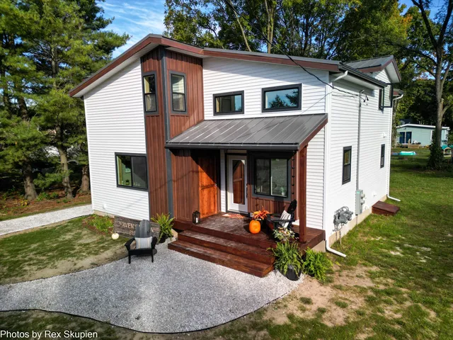 $309,000 | 151-153 East Clark Street, Grant, MI 49327