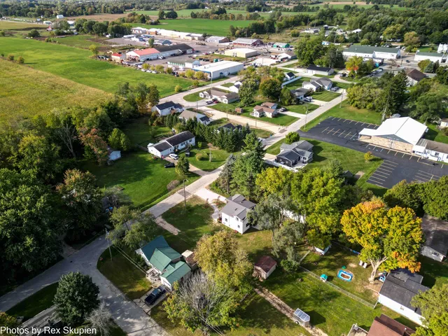 $309,000 | 151-153 East Clark Street, Grant, MI 49327