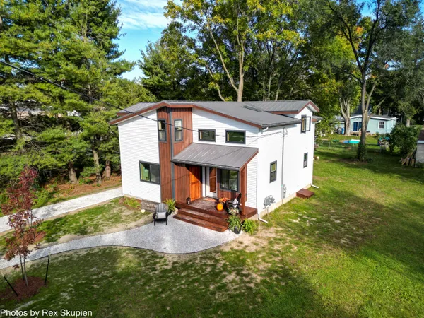 $309,000 | 151-153 East Clark Street, Grant, MI 49327