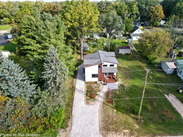 $309,000 | 151-153 East Clark Street, Grant, MI 49327