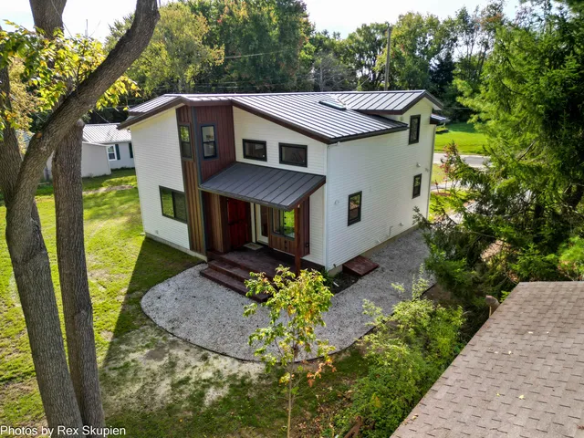 $309,000 | 151-153 East Clark Street, Grant, MI 49327