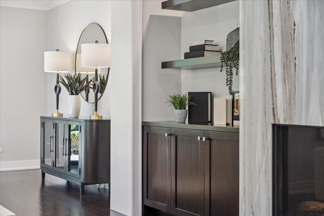 $2,760,000 | 331 Sheridan Road, Winnetka, IL 60093