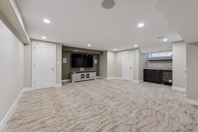 $2,888,000 | 331 Sheridan Road, Winnetka, IL 60093